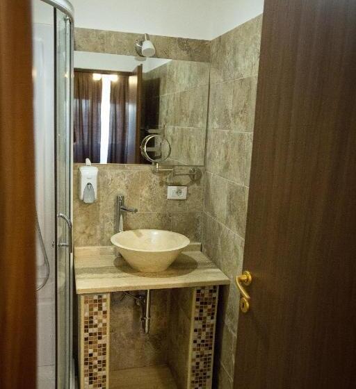 豪华单人间, Mbi Travel Inn