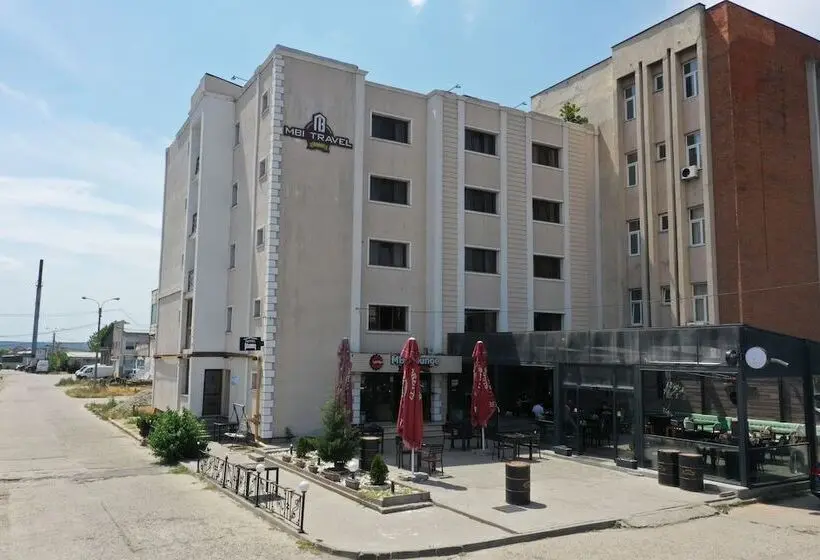 اتاق لوکس, Mbi Travel Inn