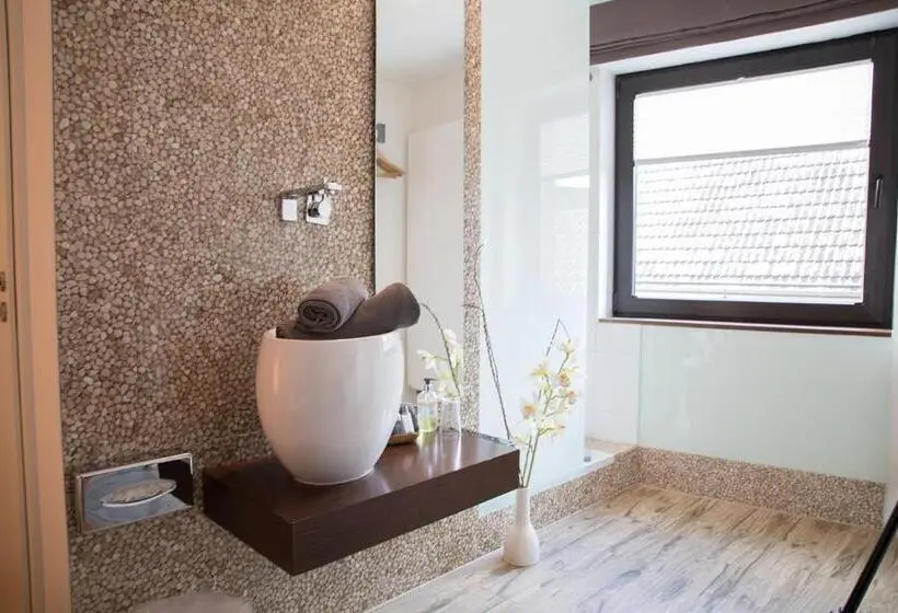 Comfort Yhden Hengen Huone, Weilerhof