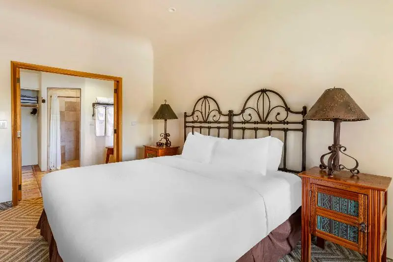 身障者適用スイートルーム, Days Inn & Suites By Wyndham Kearney Ne