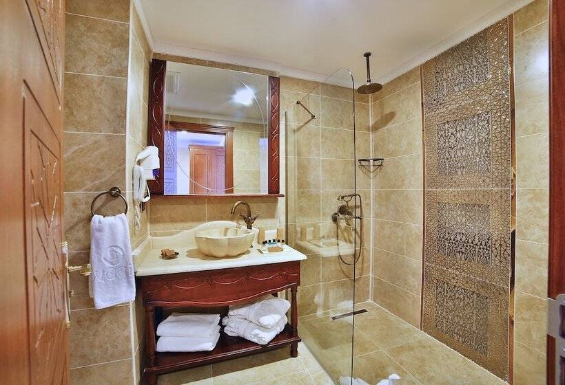 اتاق استاندارد با چشمانداز, Kaya Ninova