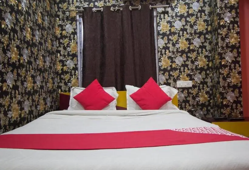 デラックストリプルルーム, O Smriti Guest House