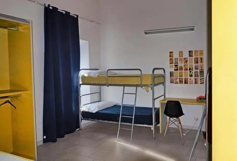 スタンダード４人部屋, Ostello La Salana