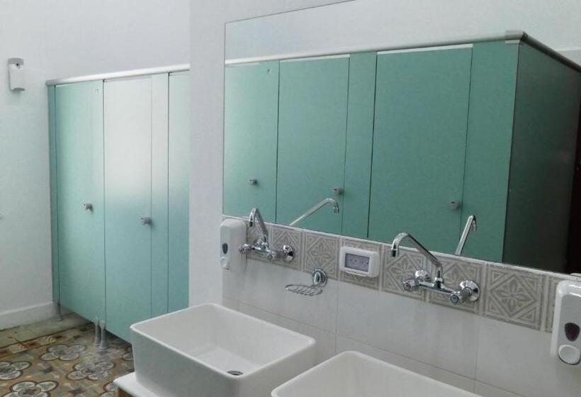 מיטה בחדר משותף, Roger S Hostel Tel Aviv