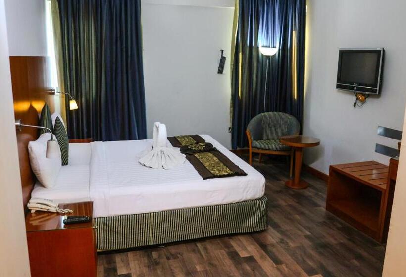 带大床的豪华间, Boonmax