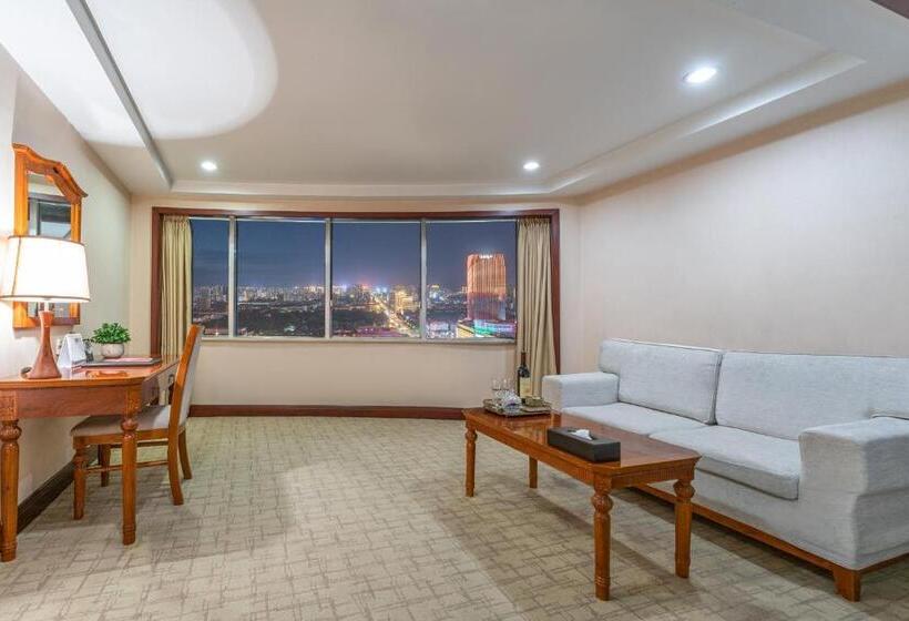 デラックスルーム, Baoding Zhong Yin