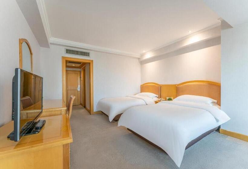 スーペリアールーム, Baoding Zhong Yin