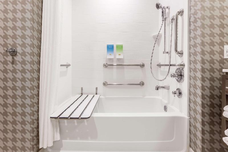 Executive Suite, Amihan Resort