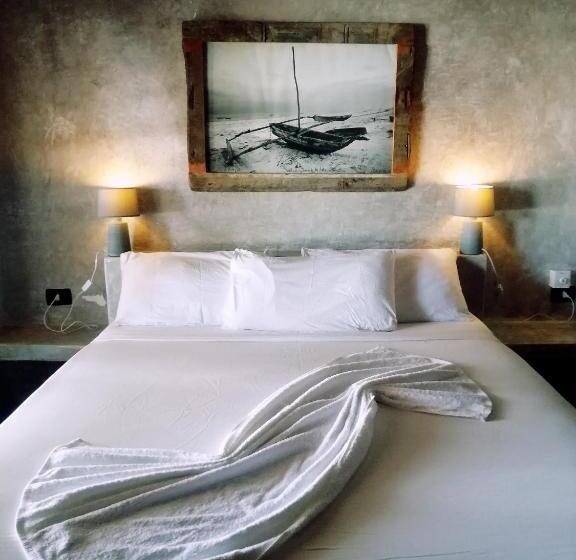 Трехместный Номер Deluxe Вид на Море, White Dream