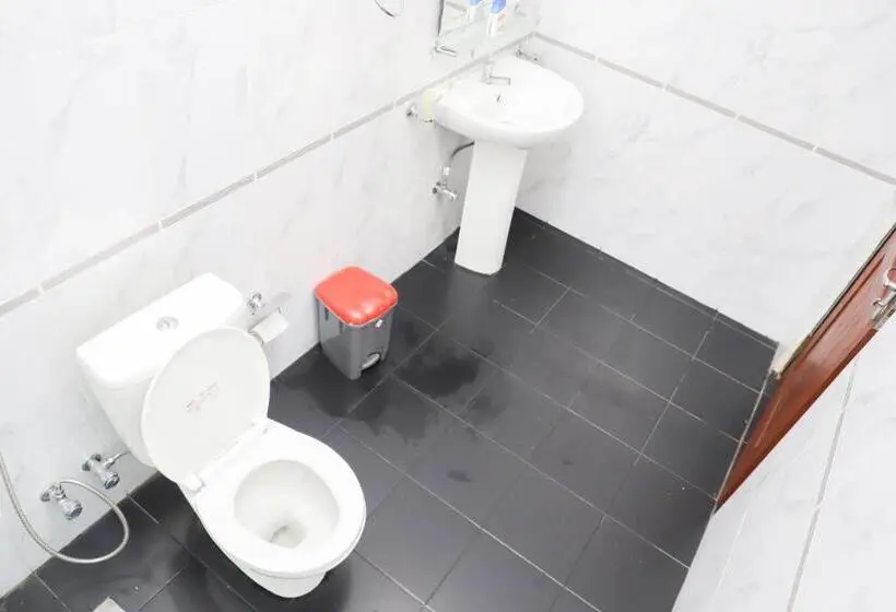 キングサイズベッドのデラックスルーム, Hostel Katunayake At Colombo Airport Transit
