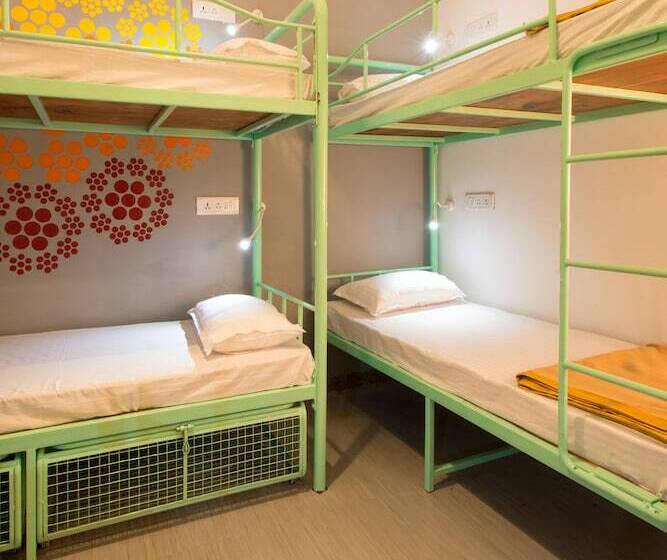 سرير فى غرفة مشتركه, Hostel Mantra