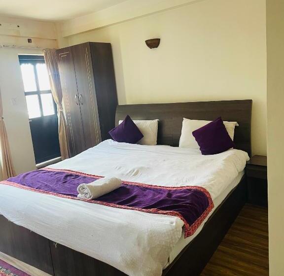 اتاق اکونومی یک تخته, Bhaktapur Inn