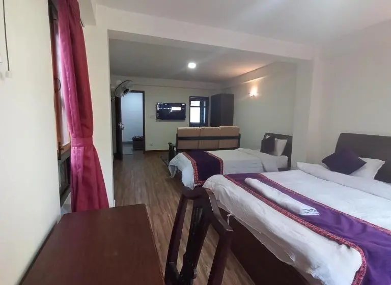 اتاق اجرایی سه نفره, Bhaktapur Inn