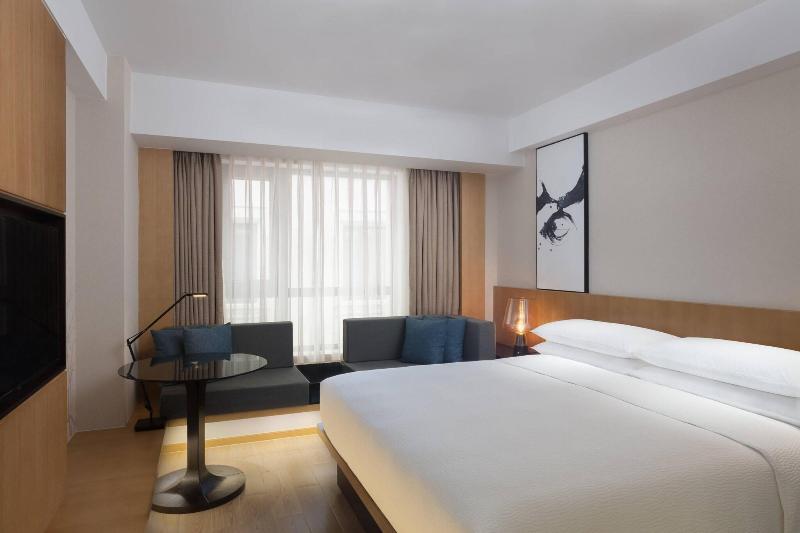 غرفة قياسية سرير كينج, Fairfield By Marriott Shanghai Jingan