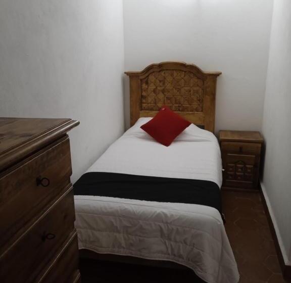 标准三人间, Valle Bonito, Valle De Bravo