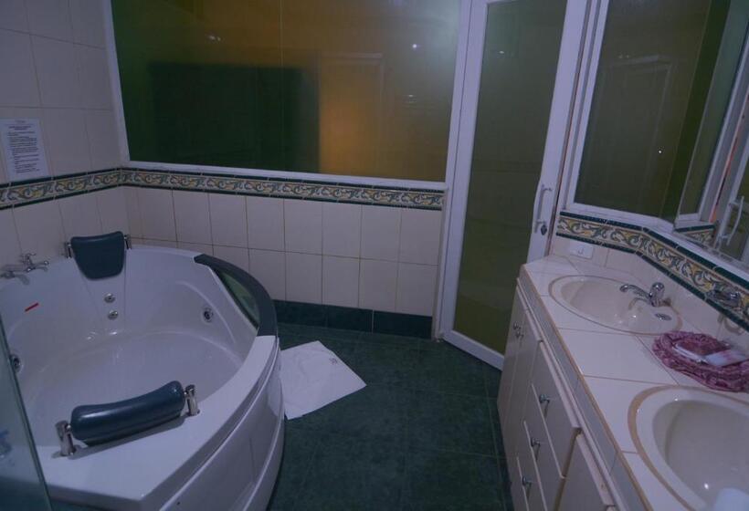 جناح ديلوكس, Victoria Suites