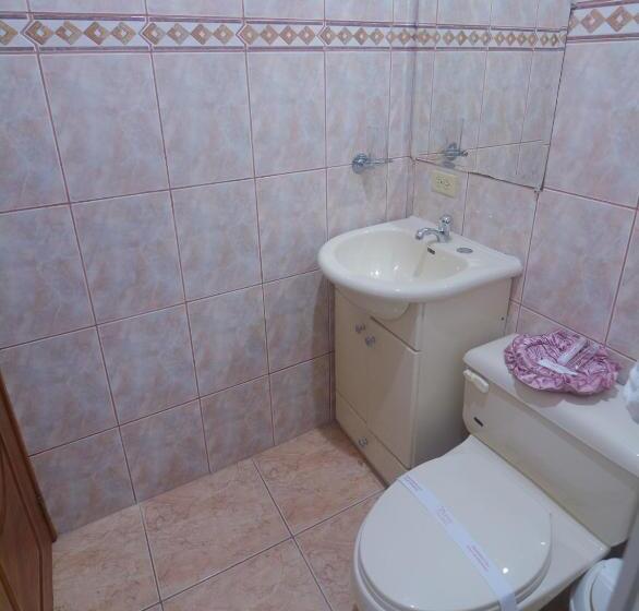 غرفة ديلوكس, Victoria Suites