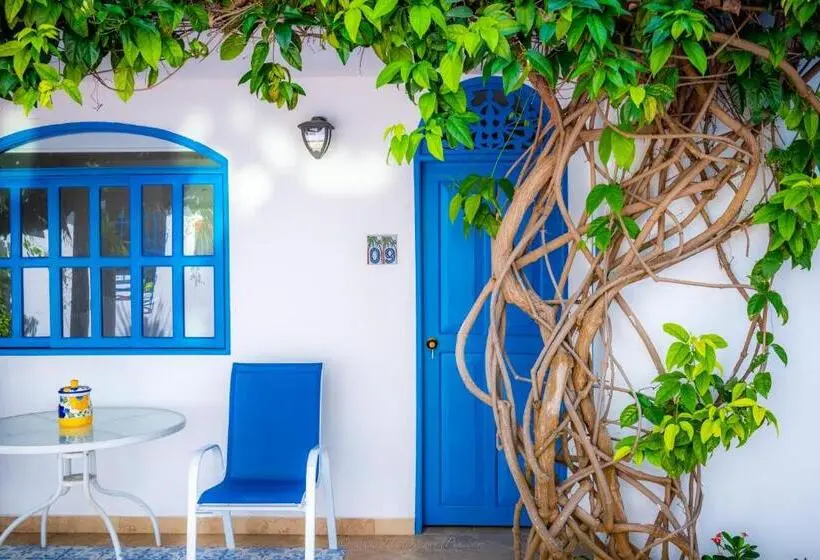 Perhehuone, Casa Caribe Colonial