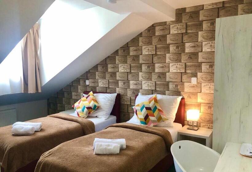 اتاق استاندارد, Grand Petit Hotel Ex Shato Gesson