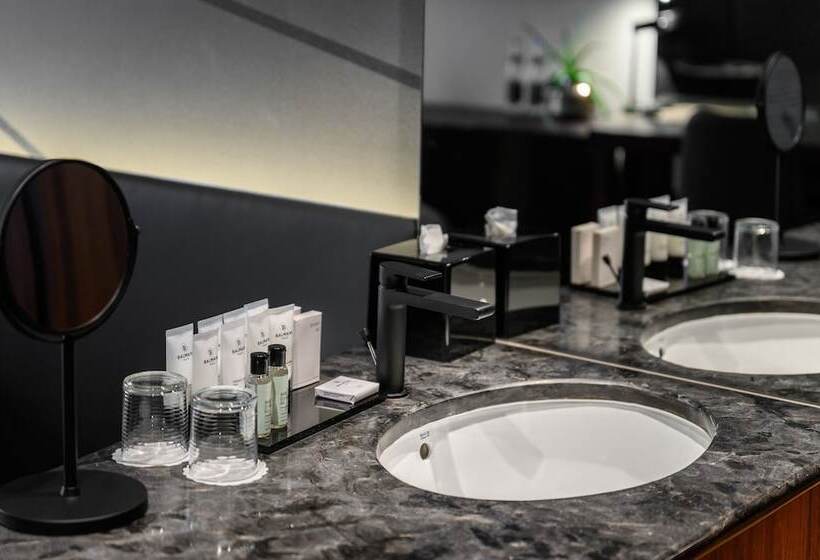 スタンダードインサイドビュールーム, Clark Budapest   Adults Only