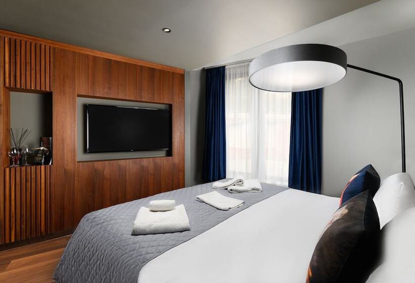 スタンダードインサイドビュールーム, Clark Budapest   Adults Only