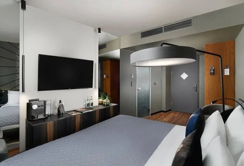 اتاق استاندارد با چشم‌انداز, Clark Budapest   Adults Only