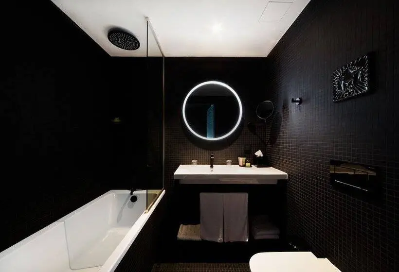 اتاق استاندارد با چشم‌انداز, Clark Budapest   Adults Only