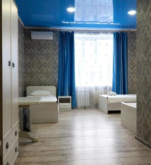 اتاق راحتی سه تخته, Royal