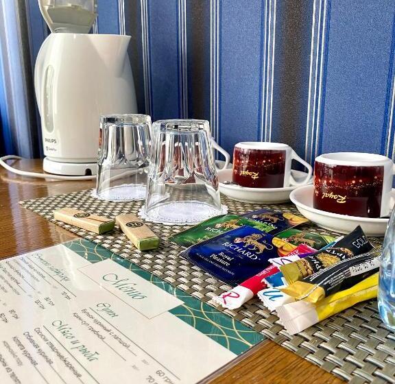 سوییت خانوادگی, Royal