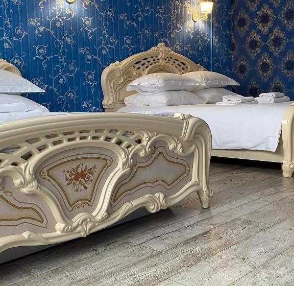 سوییت خانوادگی, Royal