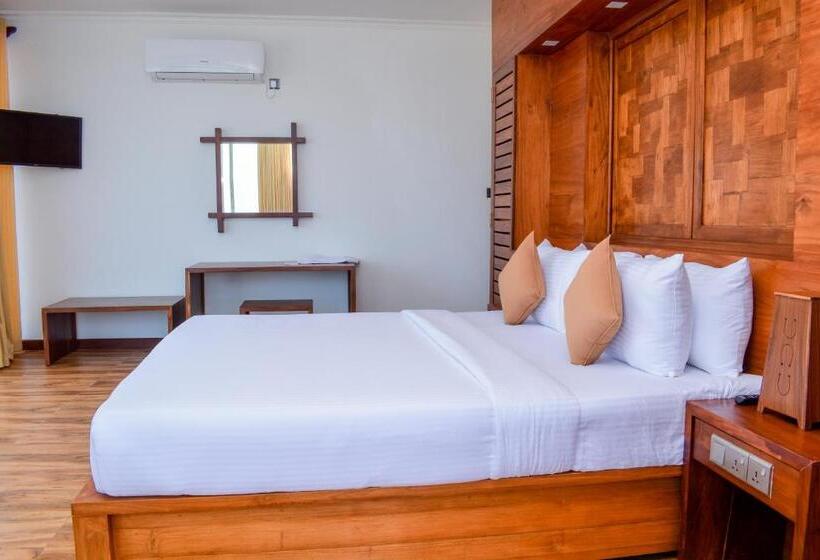 Büyük Çift Kişilik Yataklı Delüks Oda, Water Gate Resort & Spa