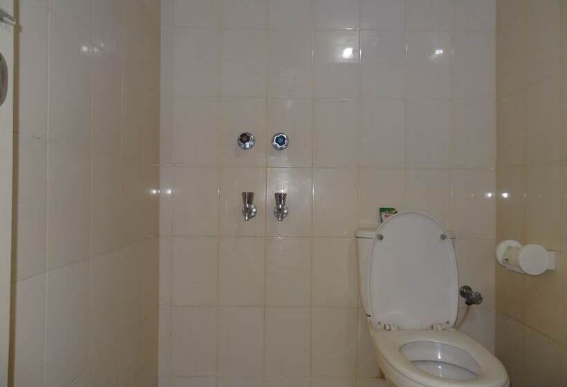 اتاق لوکس یک تخته, Grand Circle Inn