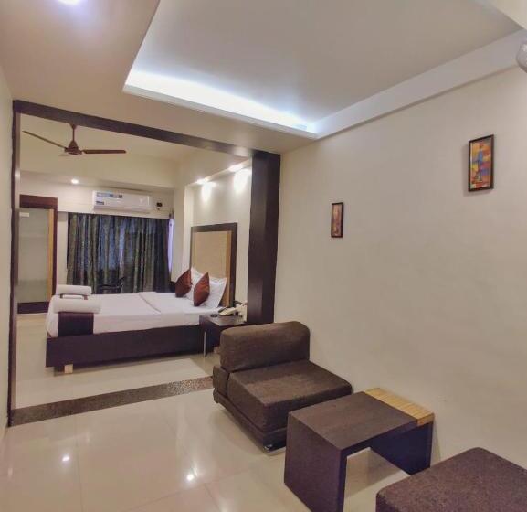 חדר דלוקס, Ashwin Igatpuri, Pure Veg & Jain Food