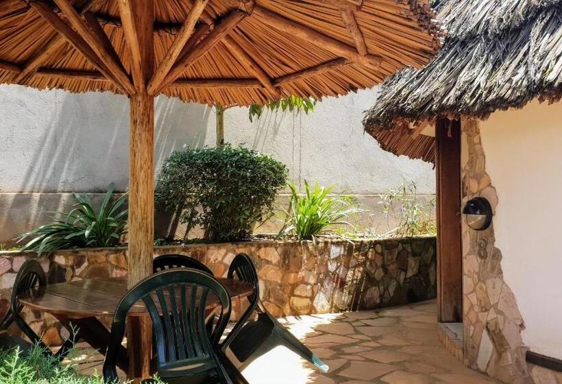 اتاق استاندارد با تخت بزرگ, Banda Lodge