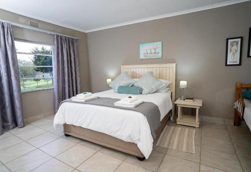 بانگلوی استاندارد, Misty Morn Cottages