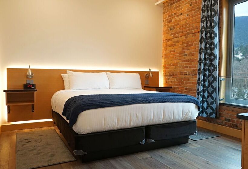 غرفة ديلوكس, Savoy