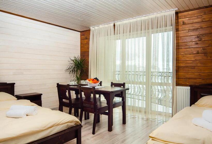 발코니가 있는 4인용 스탠다드 룸, Spa Resort Herich