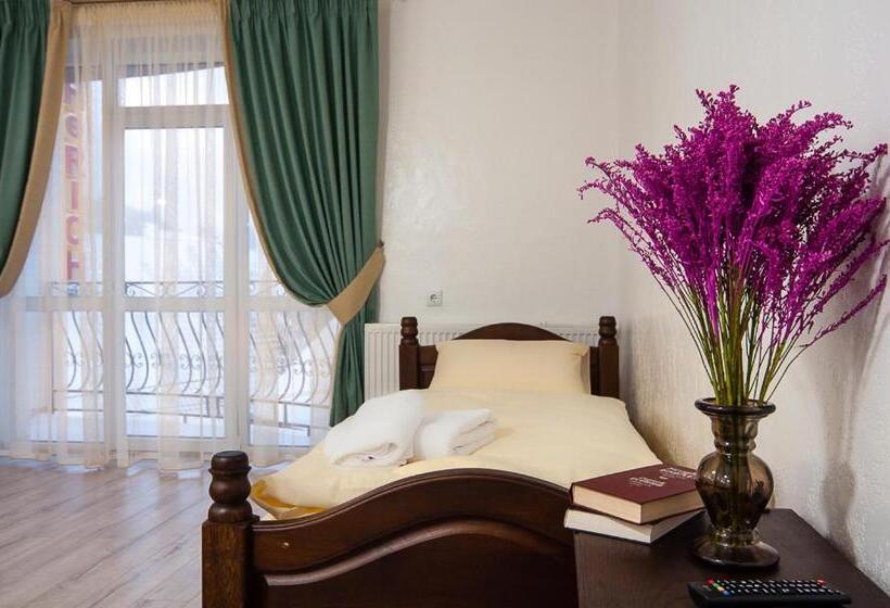 اتاق استاندارد چهارنفره با بالکن, Spa Resort Herich