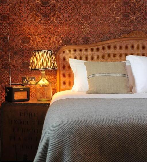 标准间, The Driftwood