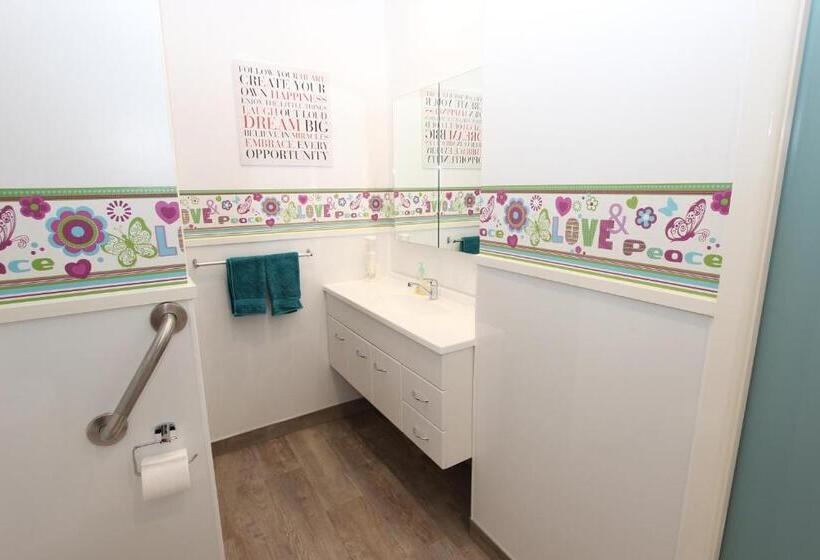 Студия Стандарт, Emotel Napier