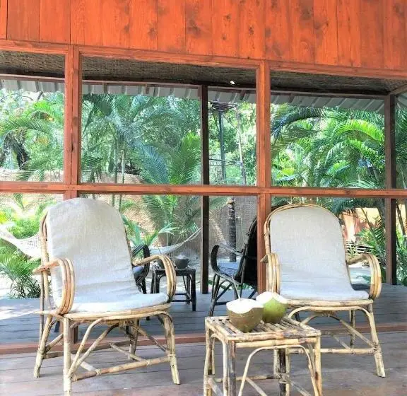Camera Deluxe Letto King, Palm Forest Palolem