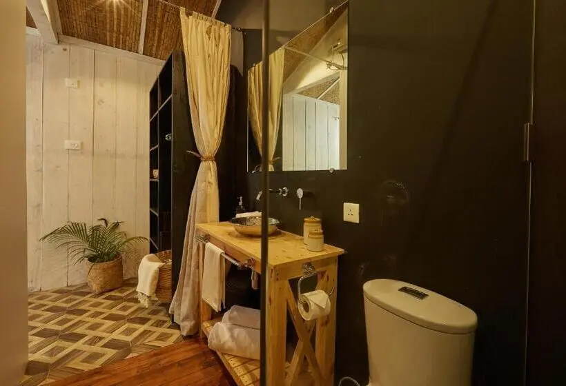 Camera Standard Letto King, Palm Forest Palolem