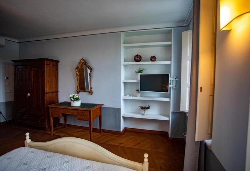 חדר דלוקס עם מרפסת, B&b Villa Ricardi