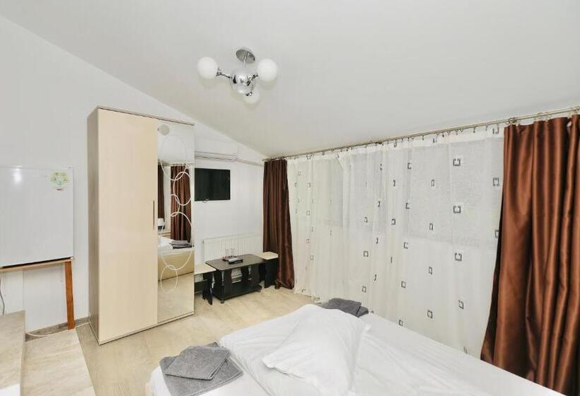 Quarto Estandar Cama King, Casa Golopența