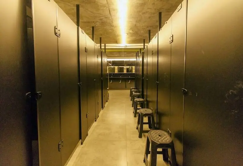 ルームシェアのワンベッド, Joy Hostel & Suítes