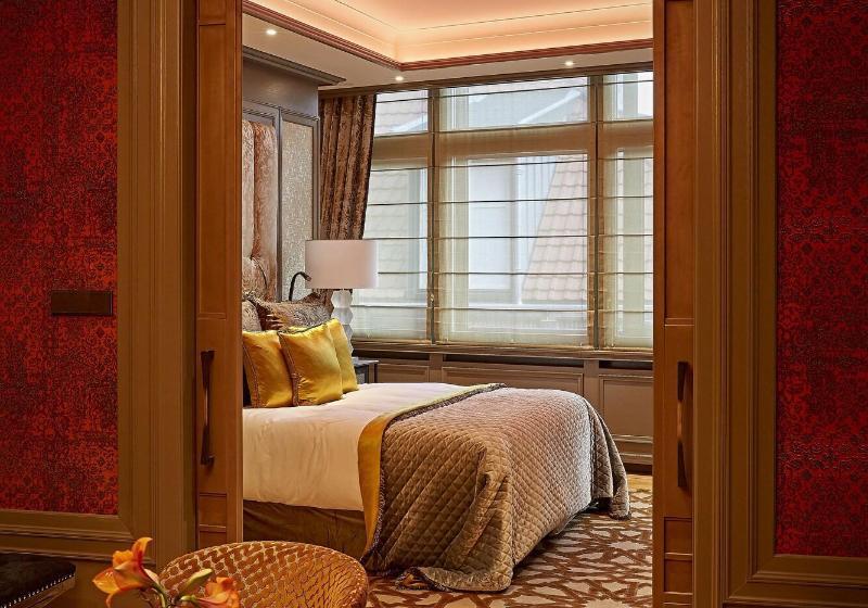 带露台的套间, Twentyseven   Small Luxury Hotels Of The World