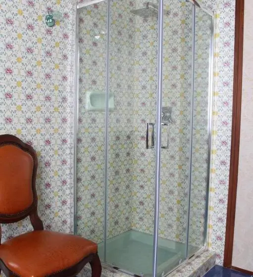 ファミリールーム, Bed & Breakfast Ottoquadri