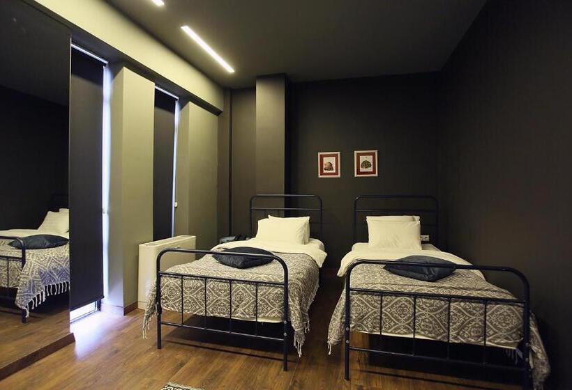 اتاق استاندارد, L.m Club