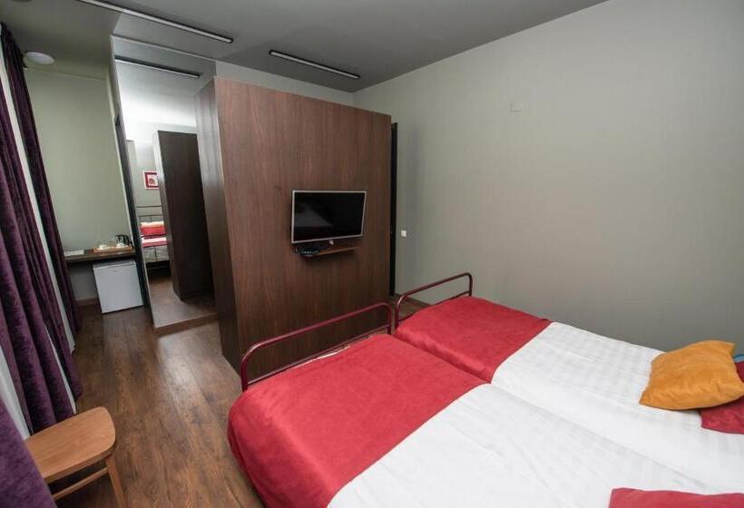 اتاق استاندارد, L.m Club