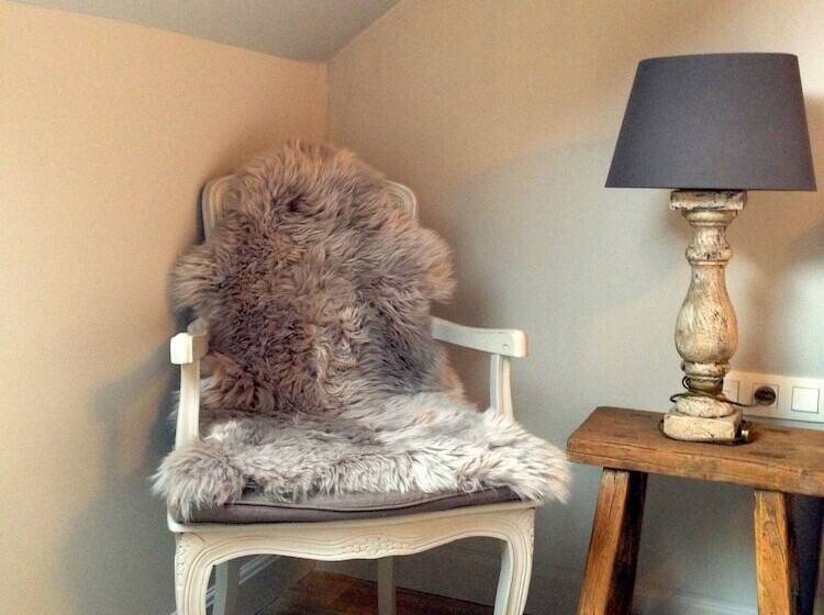 חדר קומפורט, B&b Silentium